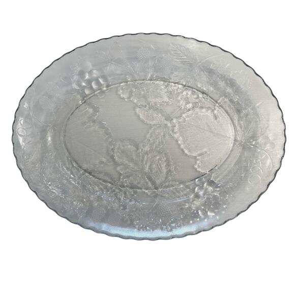Anchor Hocking Heavy Glass Oval Embossed Grapes Leaves Berries Platter 17.75" - Picture 1 of 11